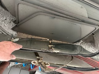 Piezas de gt turbo , varias , y plasticos interior