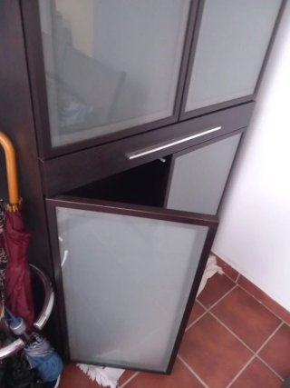 Vitrina Ikea Madera y Cristal