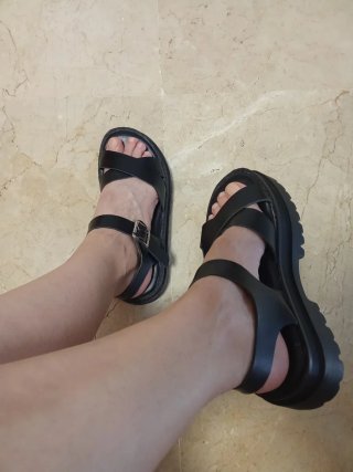 Sandalias negras de plataforma