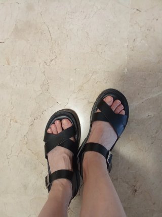 Sandalias negras de plataforma
