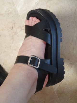 Sandalias negras de plataforma