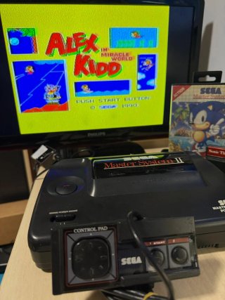 Consola Sega Master System II + Sonic