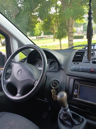 Mercedes-Benz Vito 2012