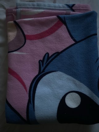 Toalla de playa Stitch y Ángel