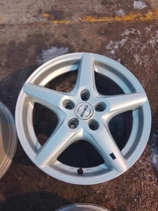 Llantas 16 5 tornillos 6.5 ancho