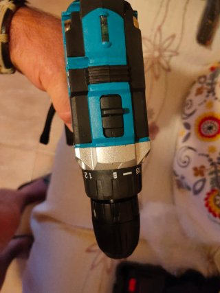 Taladro Atornillador 21V con Accesorios