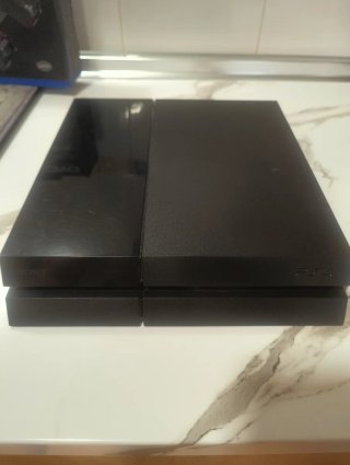 PS4 Pro 500GB + Controller + Giochi + Cuffie