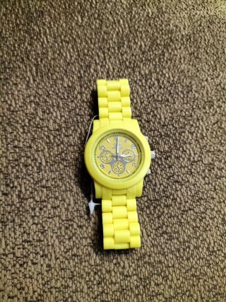 Reloj  Unisex Nuevo Amarillo