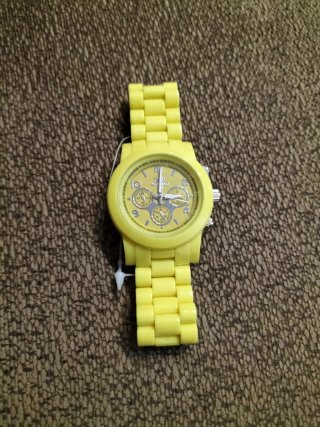 Reloj  Unisex Nuevo Amarillo