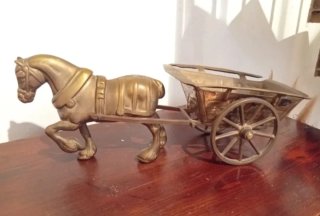 Caballo y carro de bronce macizo 44cm largo