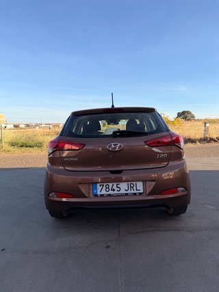 Hyundai i20 2016