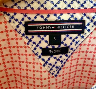 Camisa Tommy Hilfiger rosa y blanca