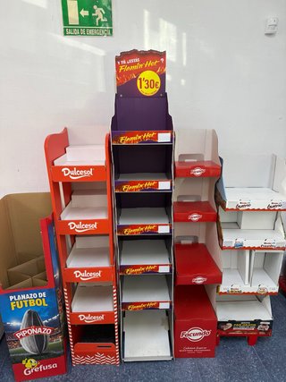 Expositores de cartón para tienda