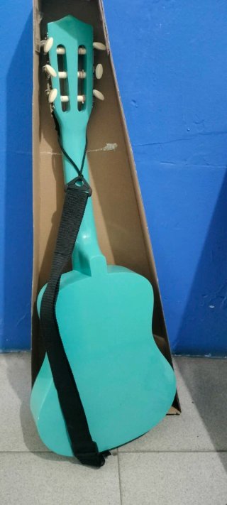 Guitarra para niño y niña