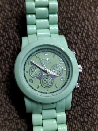 Reloj Q&Q Unisex Nuevo Verde