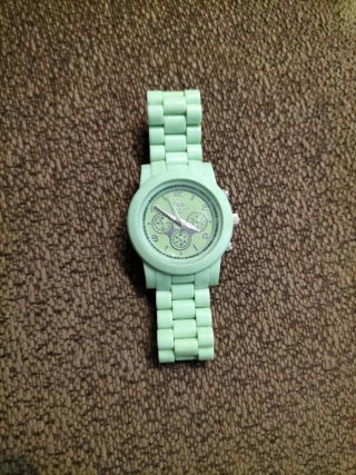 Reloj Q&Q Unisex Nuevo Verde