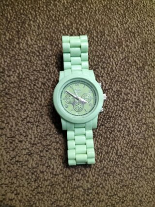 Reloj Q&Q Unisex Nuevo Verde