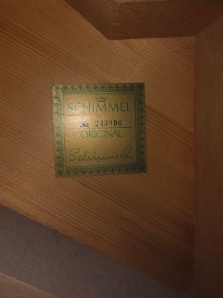 Piano de pared SCHIMMEL Original (Alemán)