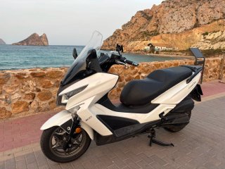 Kymco Grand Dink 300 Blanca