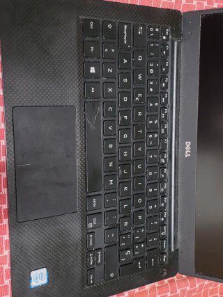 Dell XPS 9350 I5 8GB 256GB SSD