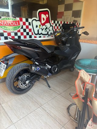 Yamaha TMAX 560 Tech MAX
