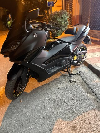 Yamaha TMAX 560 Tech MAX