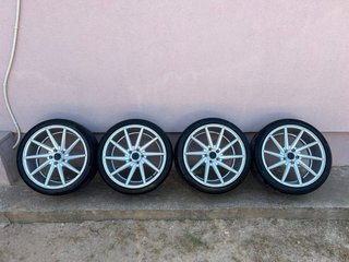 Llantas Audi R19 escucho cambios por 20