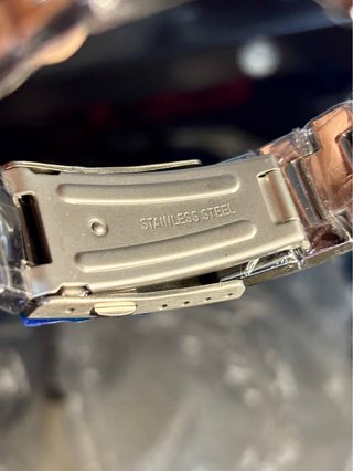 Reloj Plateado y Blanco NUEVO