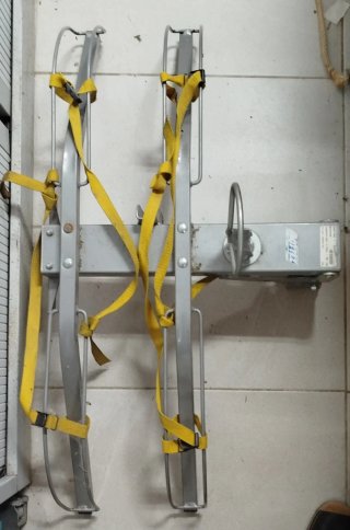 Portabicicletas Mottez A007P2 sobre bola