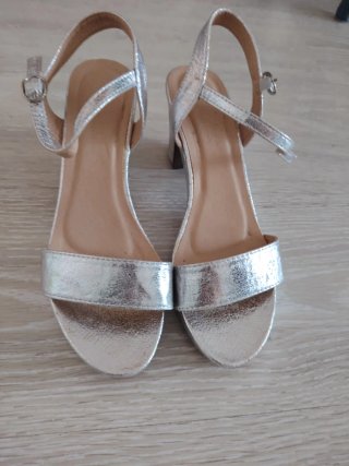 Sandalias plateadas tacón plataforma talla 38