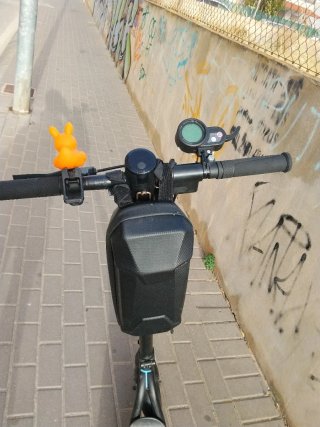 Patinete Eléctrico PURE con jp