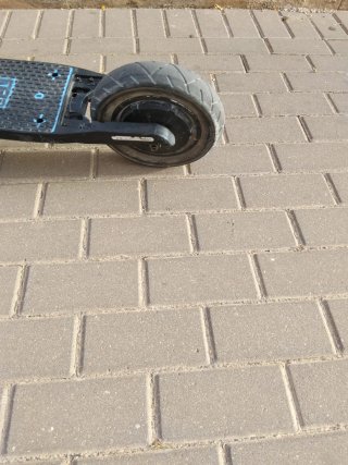 Patinete Eléctrico PURE con jp