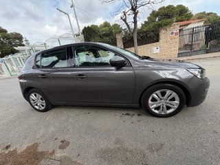 Peugeot 308 2016