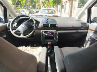SEAT Alhambra 2004