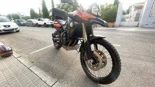 BMW F800 GS Naranja y Negra