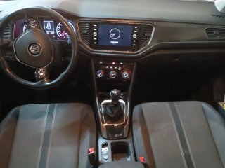 Volkswagen T-Roc 2019