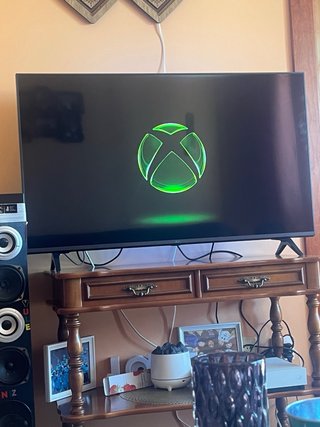Xbox One S + 2 Mandos (Rojo y Blanco)