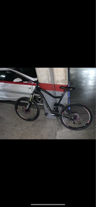 Bicicleta Doble Suspensión Negra