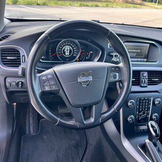 Volvo V40 2013