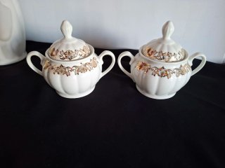 PORCELANA SANTA CLARA  2 juegos de café