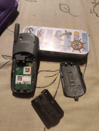 Móvil Alcatel Vintage Años 90