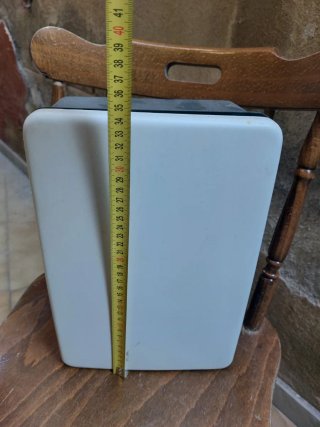 Armadietto porta medicinali o altro