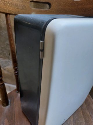 Armadietto porta medicinali o altro