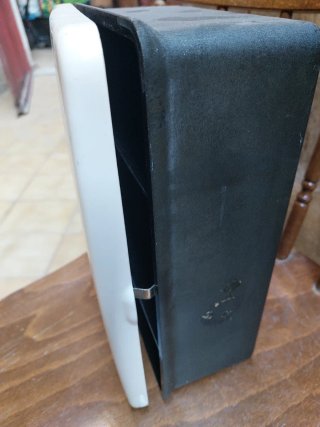 Armadietto porta medicinali o altro