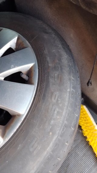 Llantas 165/65/15 (2 unidades)