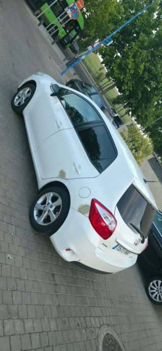 Toyota Auris 2011