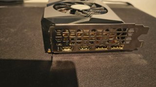 Gpu Gigabyte AMD rx7600 8gb
