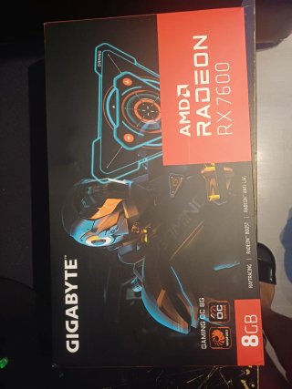 Gpu Gigabyte AMD rx7600 8gb