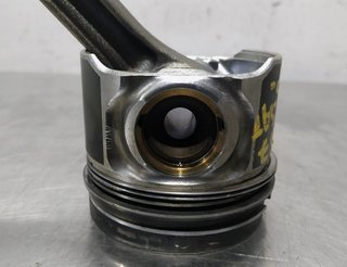 PISTON VOLKSWAGEN PASSAT VARIANT (3C5) BKP