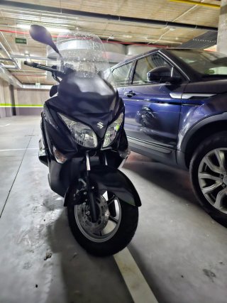 Suzuki Burgman 125cc ABS - 9.000km